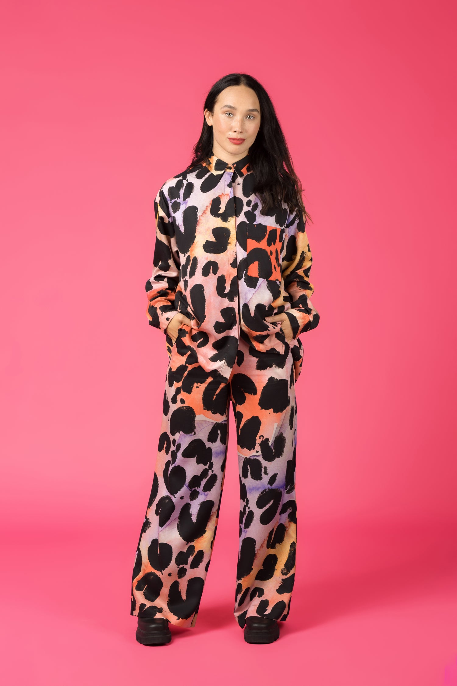 ENNAKKOMYYNTI: FRESH oversized paita, untamed